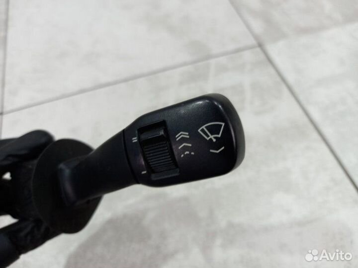 Подрулевой переключатель Bmw 535 E39 M62B35 1998