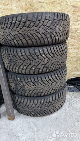 Pirelli Ice Zero 2 235/45 R18