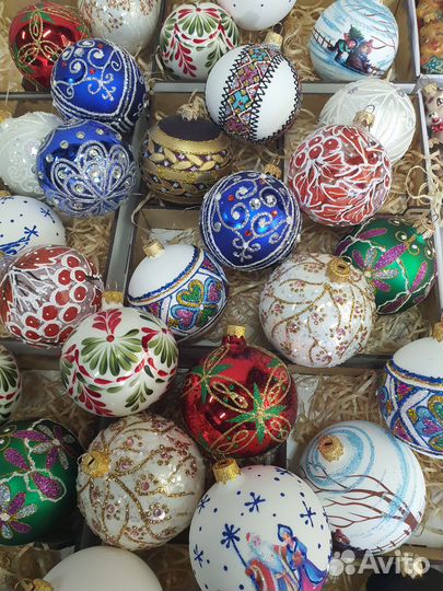 Стеклянные елочные шары