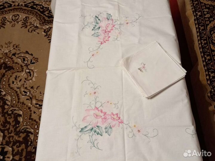 Скатерть и салфетки