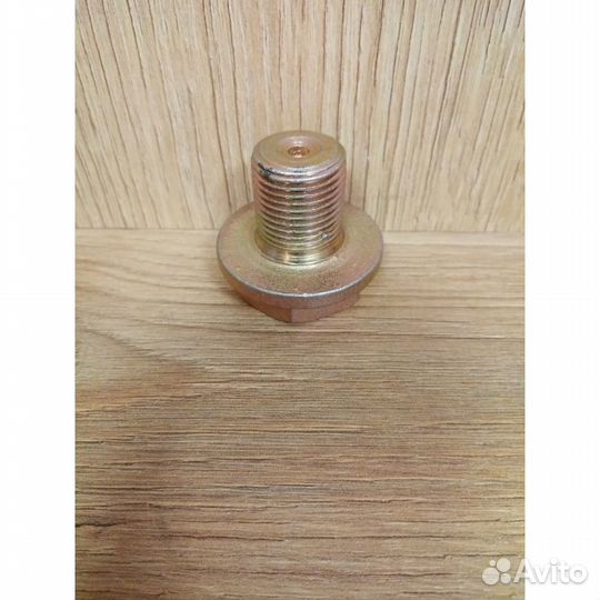 Болт М24х3.0х26 змз-406 шкива коленвала этна