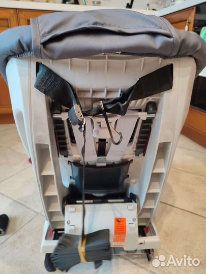 Детское автокресло Britax Romer Versafix