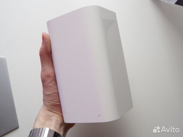 Apple AirPort Extreme США (me918ll/A)