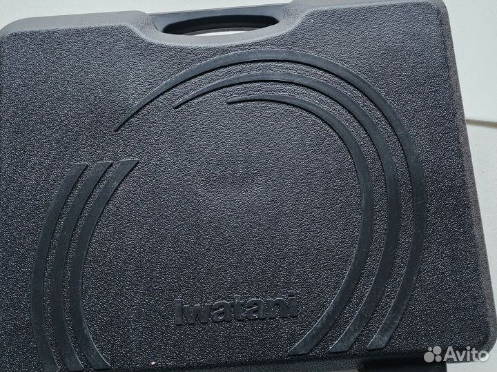 Портативная газовая плита Iwatani с ветрозащитой