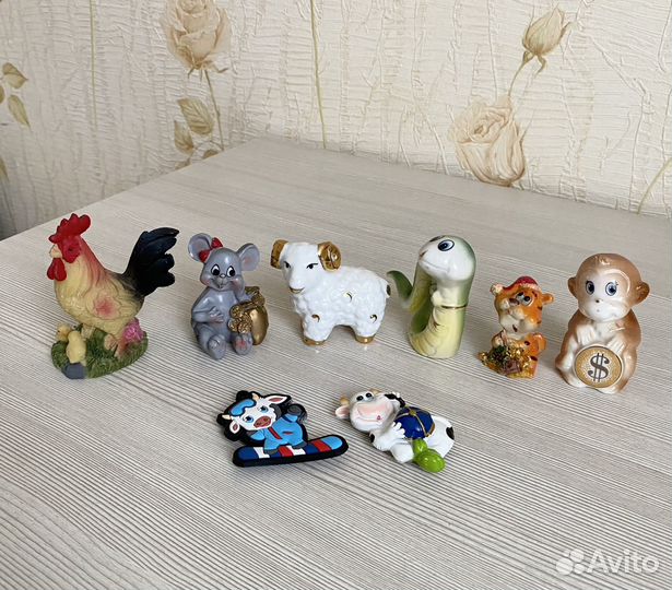 Фигурки, магниты символы года (цена за всё)