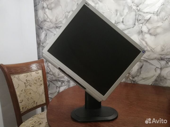 Монитор Acer 1722