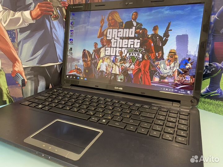 Игровой Ноутбук 2 видеокарты/i3/6gb/SSD