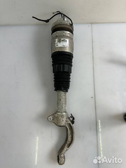 Амортизатор левый Maserati Levante M161 2017