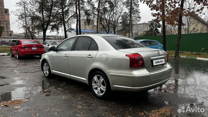 Toyota Avensis 2.0 AT, 2005, 250 000 км