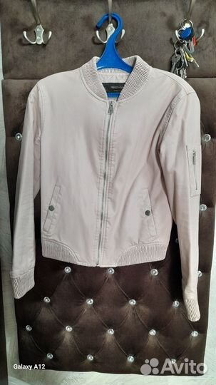 Куртки зимние и весенние