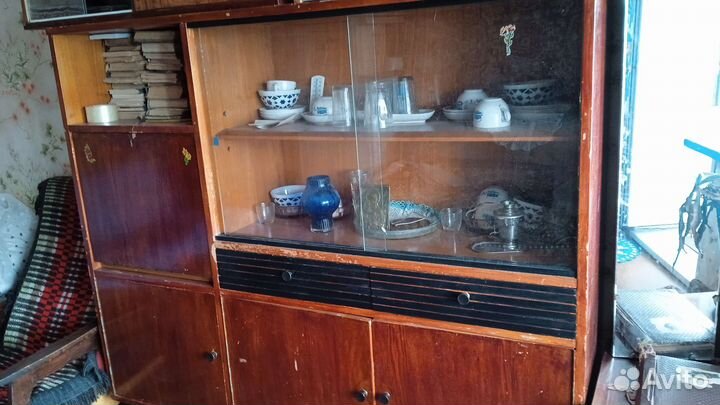 Сервант. Шифоньер