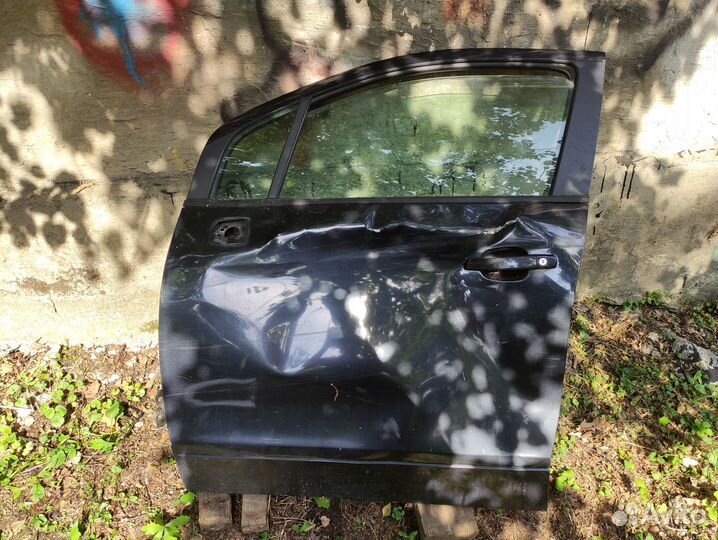 Стекло двери opel mokka
