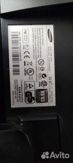 Монитор Samsung