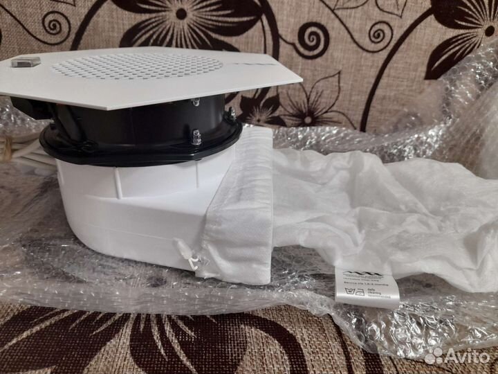 Пылесос для маникюра встроенный