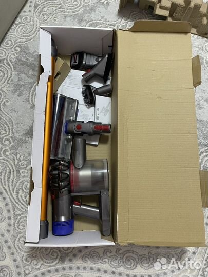 Пылесос dyson v8 absolute+