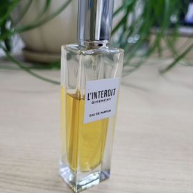 Givenchy L' interdit парфюм