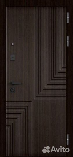 Входная дверь с зеркалом