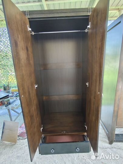 Продам шкафы из натурального шпона, 25тр оба