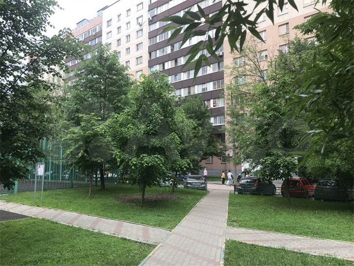 Комната 13,7 м² в 4-к., 4/12 эт.