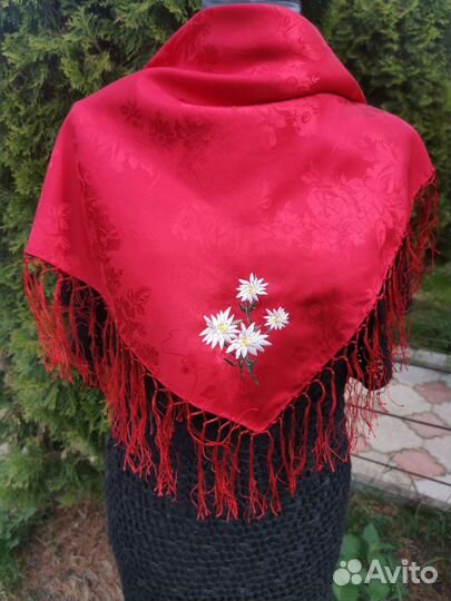 Шёлковый платок с кистями Эдельвейс