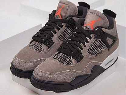 Nike Air Jordan 4 Retro «Taupe Haze»