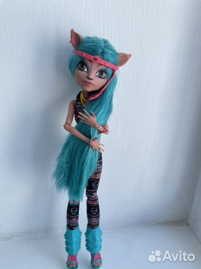 Кукла монстер хай Иси Даунденсер