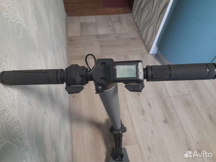 Самокат взрослый электрический бу