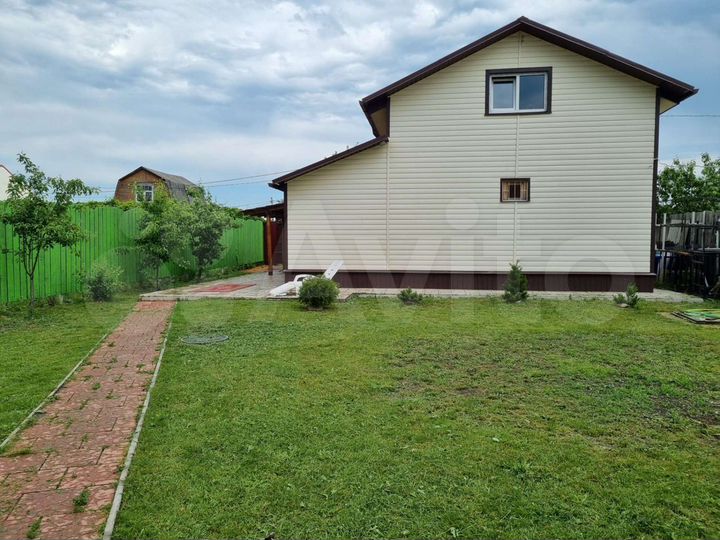 Дом 100 м² на участке 8 сот.