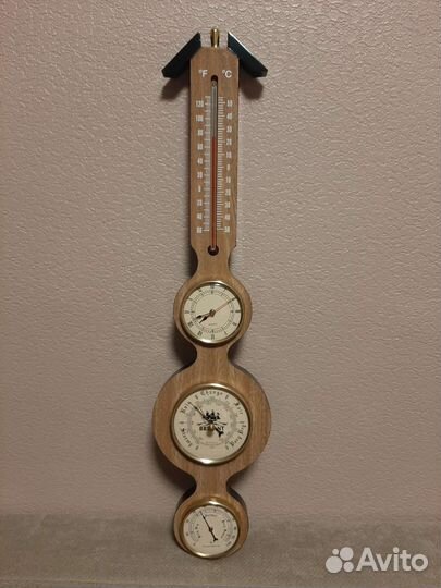 Барометр метеостанция
