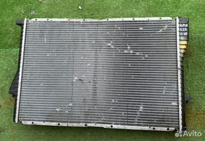 Радиатор (основной) Bmw 5 E39 седан 2.5 1999