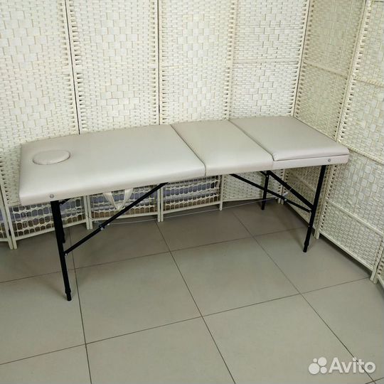 Массажный стол