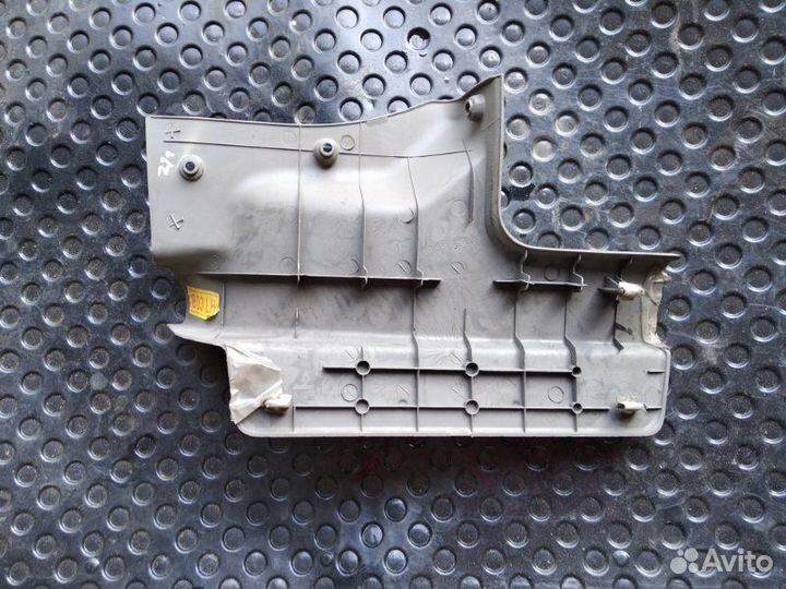 Накладка порога (внутренняя) задняя левая Hyundai