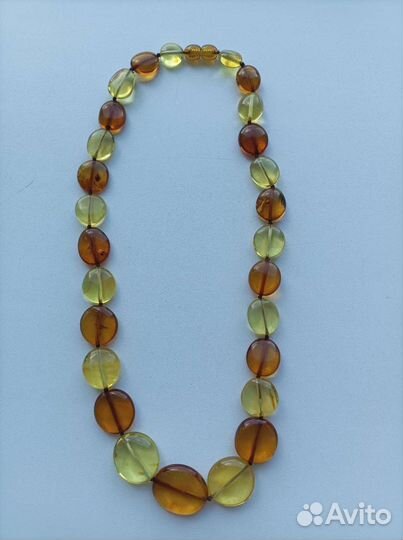 Янтарный кораблик ручной работы