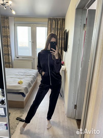 Спортивный костюм