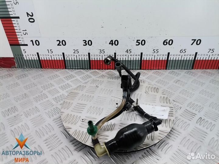 Насос топливный ручной (подкачка) Peugeot 207 2009