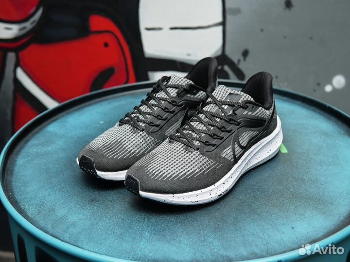 Кроссовки Nike air zoom