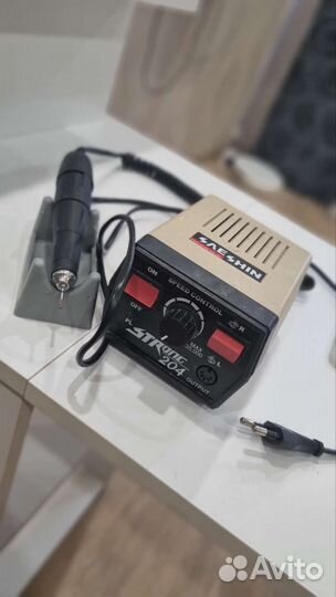 Машинка для аппаратного маникюра Strong 204