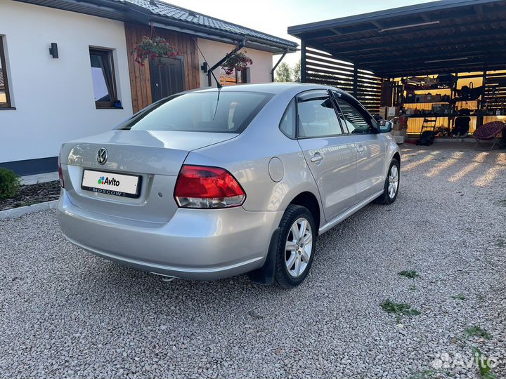 Volkswagen Polo 1.6 МТ, 2012, 77 000 км