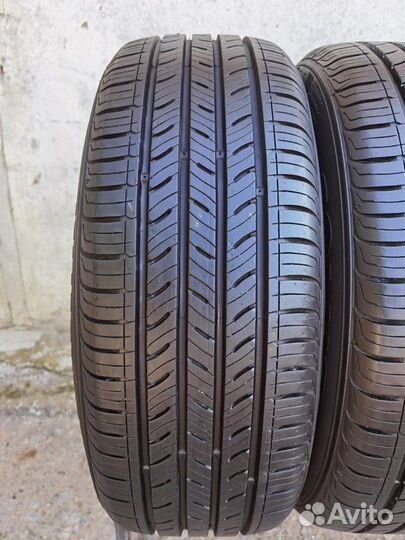 Kumho Solus TA31 215/60 R16 95T