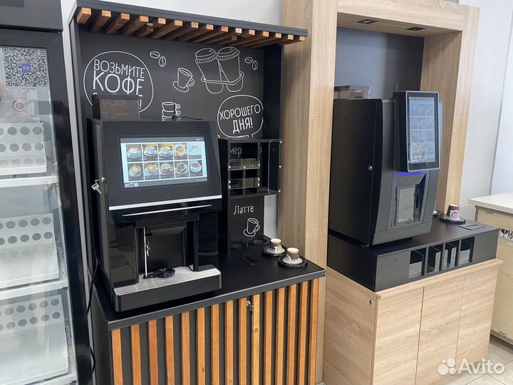 Профессиональная кофемашина для вендинга Jetinno