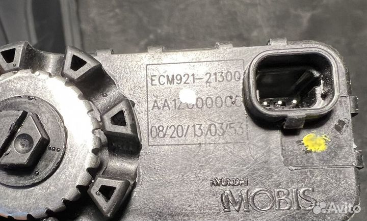 Корректор фар на outlander-3.Оригинал