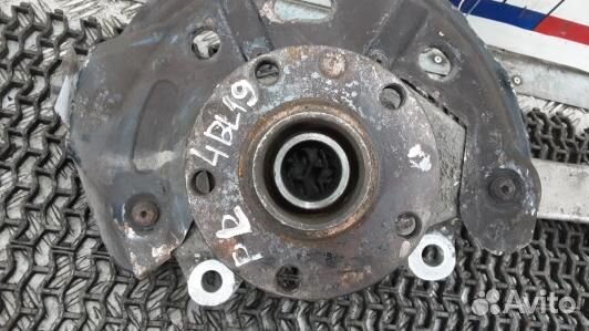 Ступица передняя левая audi A8 D3 (4BL19K901)