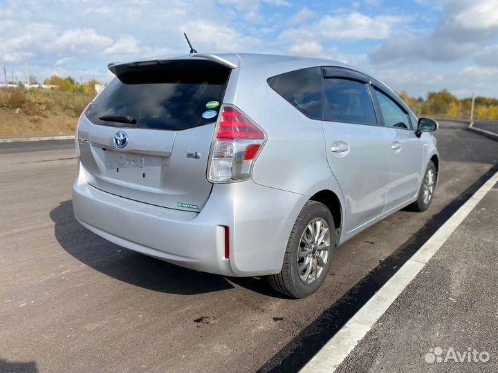 Toyota Prius Alpha 1.8 AT, 2016, 107 000 км