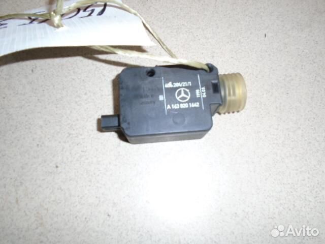 Активатор замка крышки бензобака Mercedes Benz M