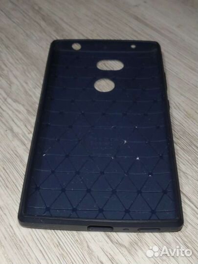 Чехол на Sony Xperia L2