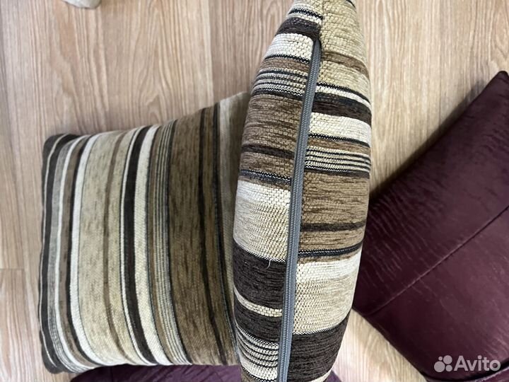 Диванные подушки