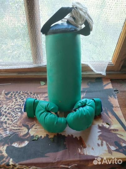 Боксёрская груша и перчатки детские