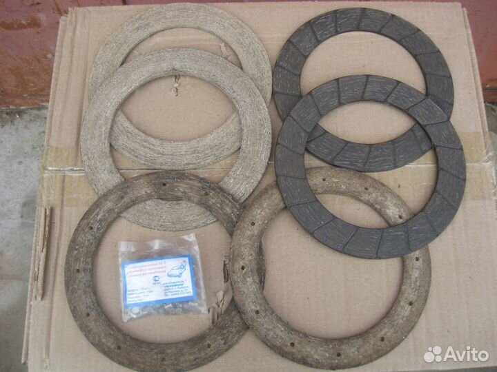 Накладки на диск сцепления (возможно) Москвич 180м