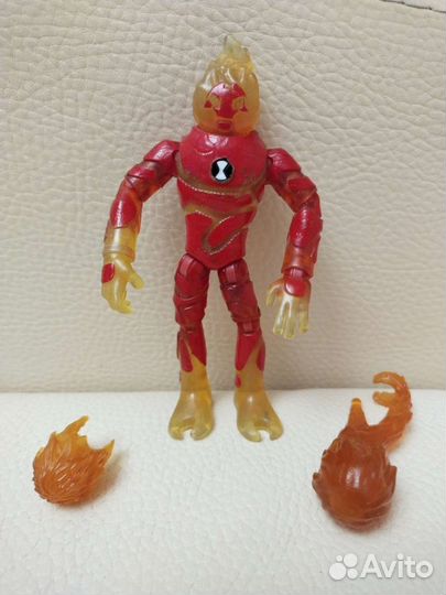 Бен 10 игрушки