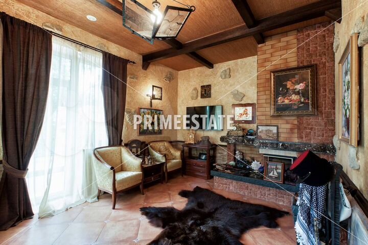 Дом 361 м² на участке 24 сот.